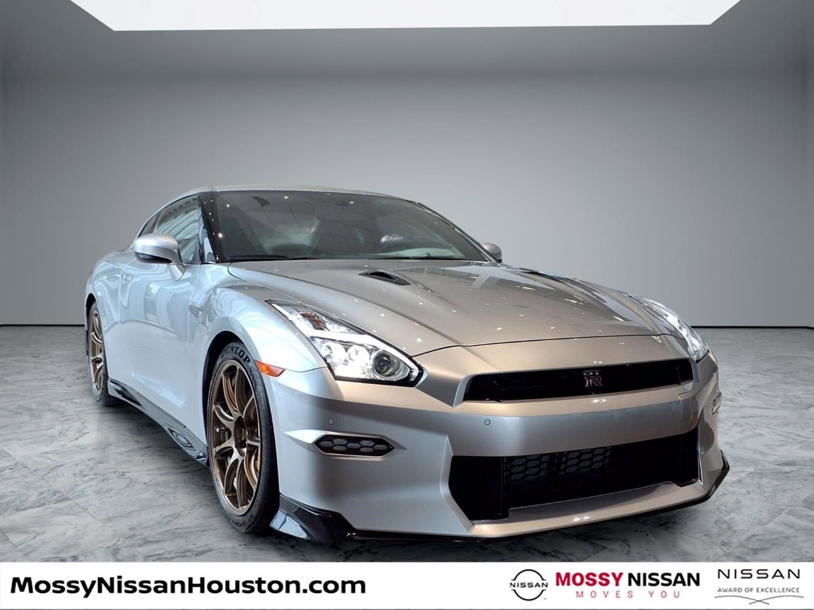 Used 2024 Nissan GT-R w/ Floor Mat Package