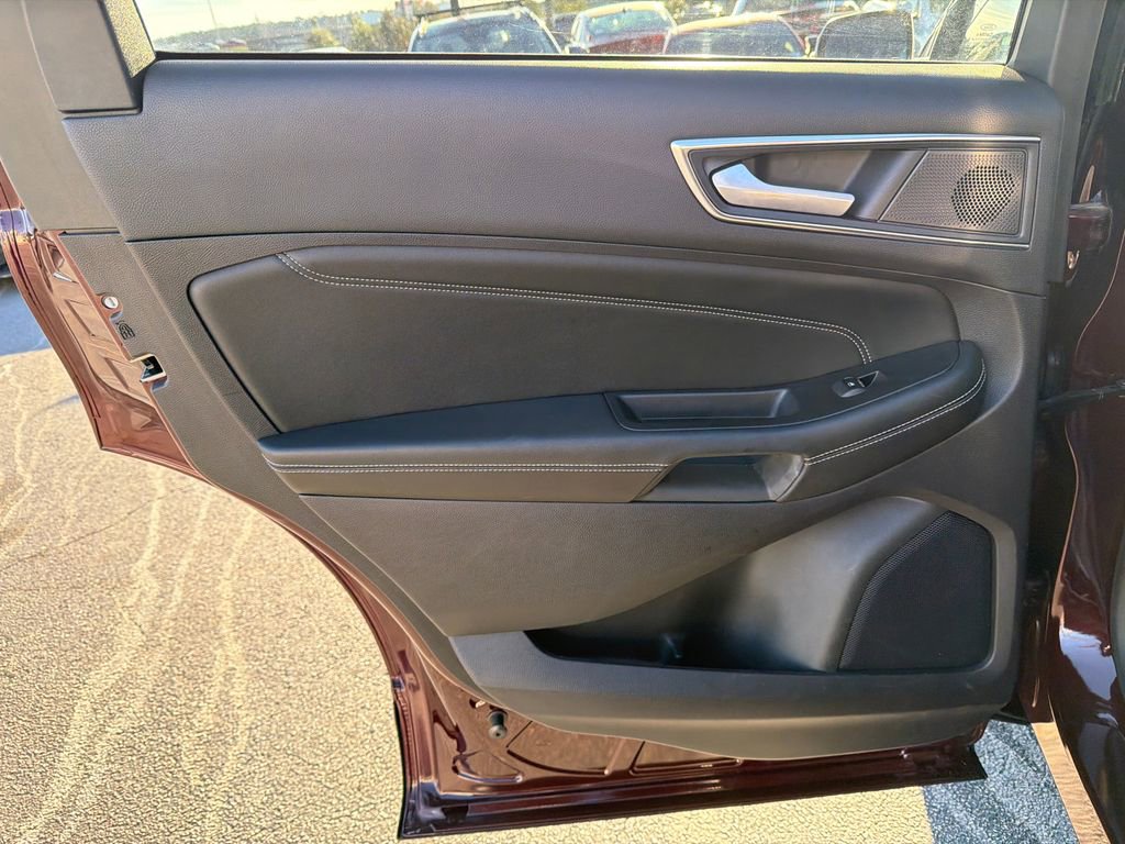 2021 Ford Edge Titanium