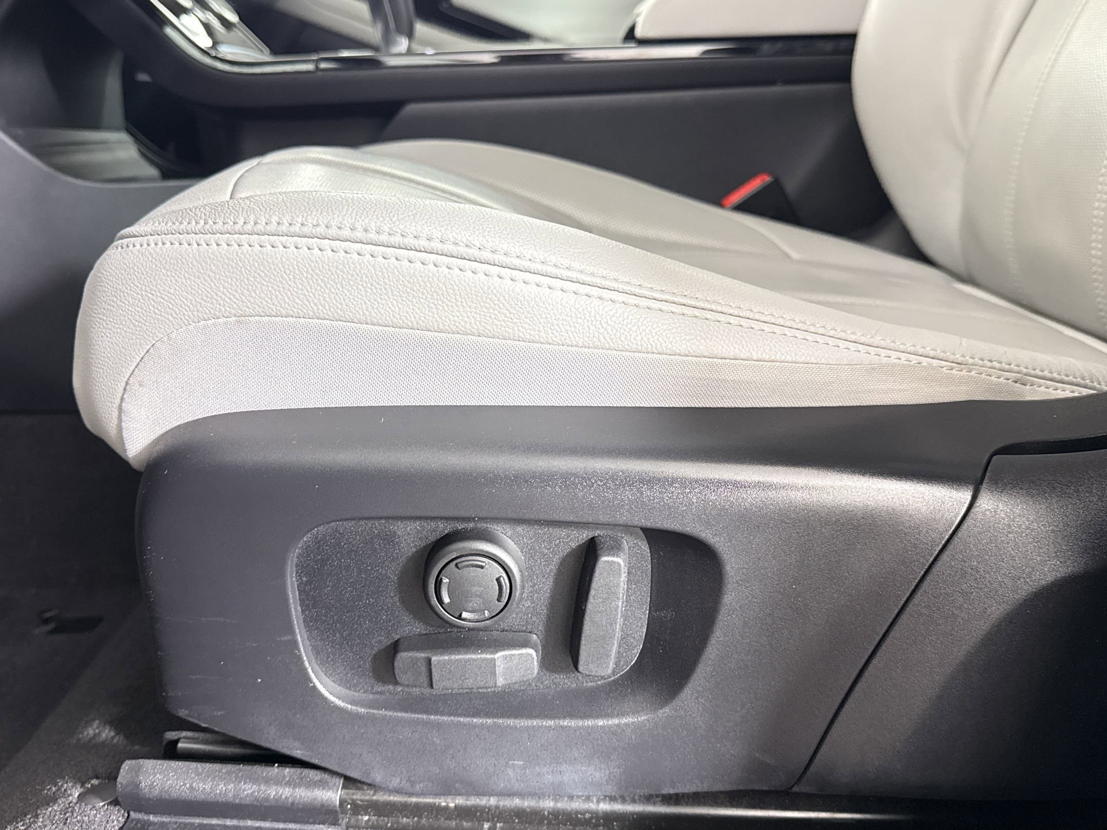 2023 Land Rover Range Rover Evoque S