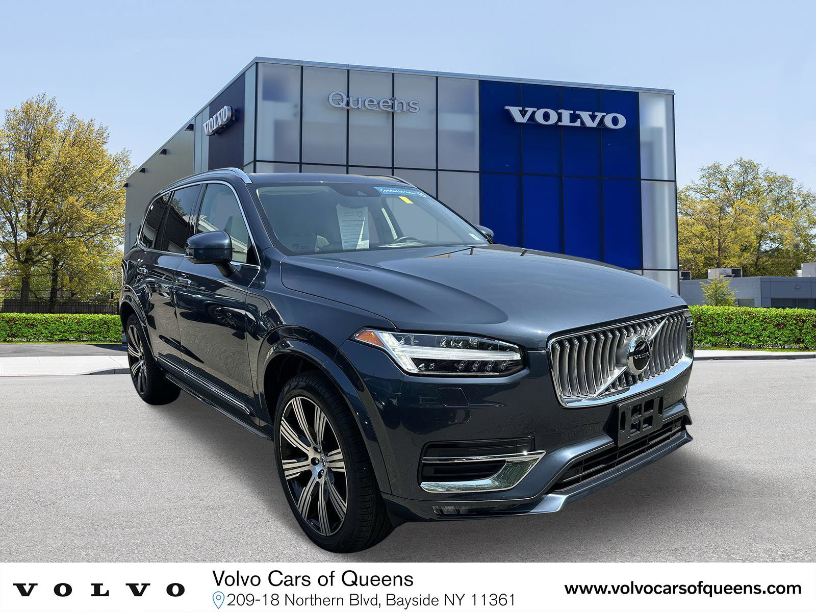 2022 Volvo XC90 T6 Inscription 6-Passenger