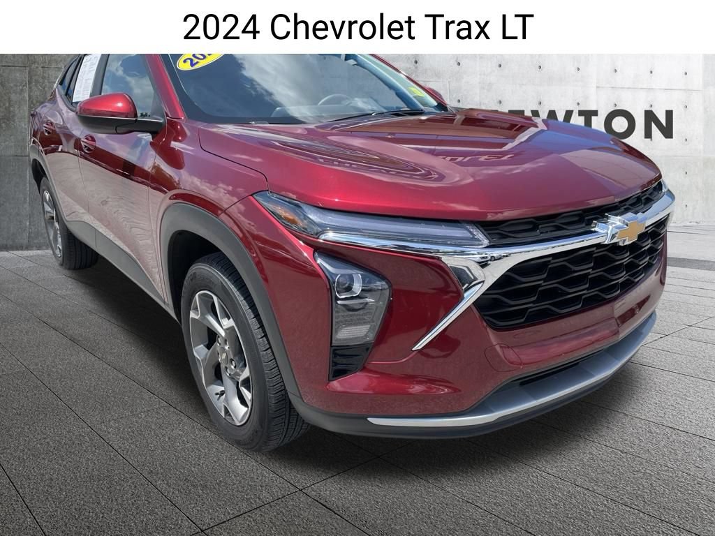 Used 2024 Chevrolet Trax LT