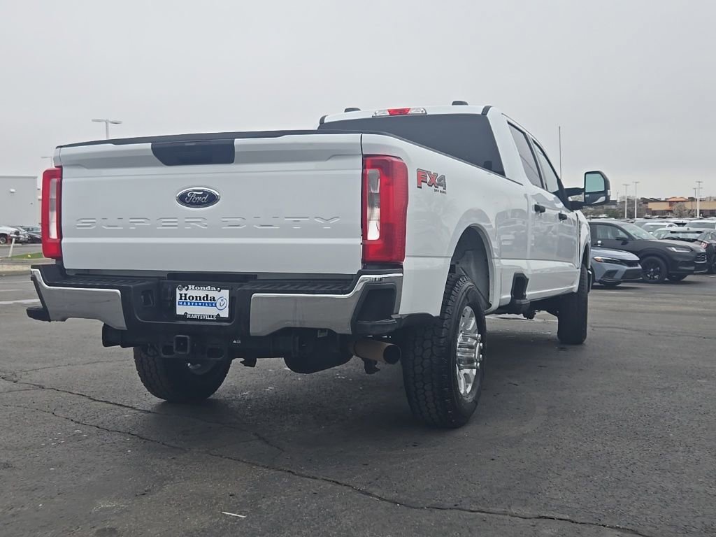 2023 Ford F350 XLT
