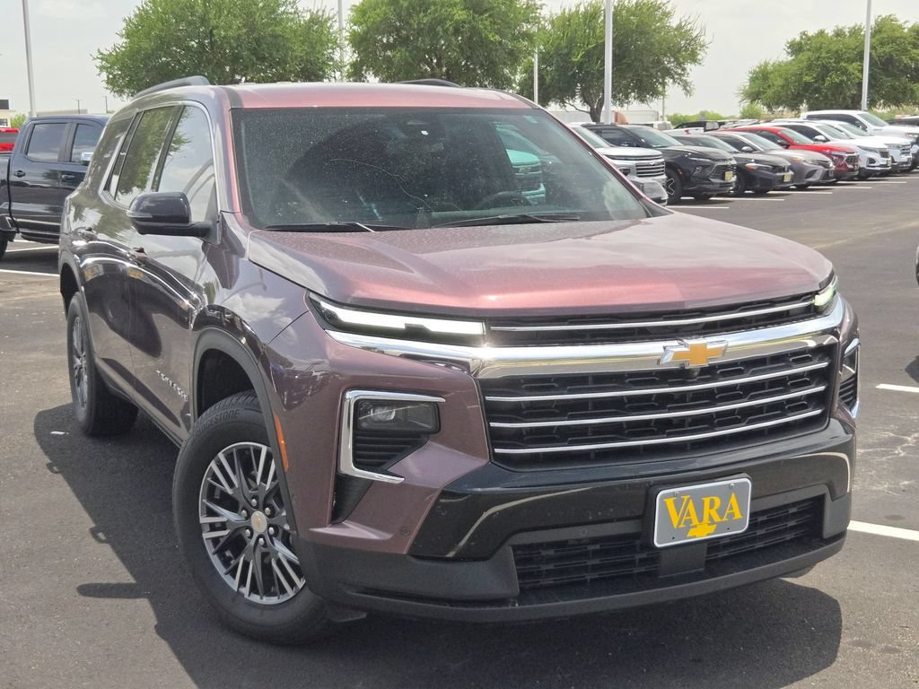 Used 2024 Chevrolet Traverse LT w/ Enhanced Driving Package