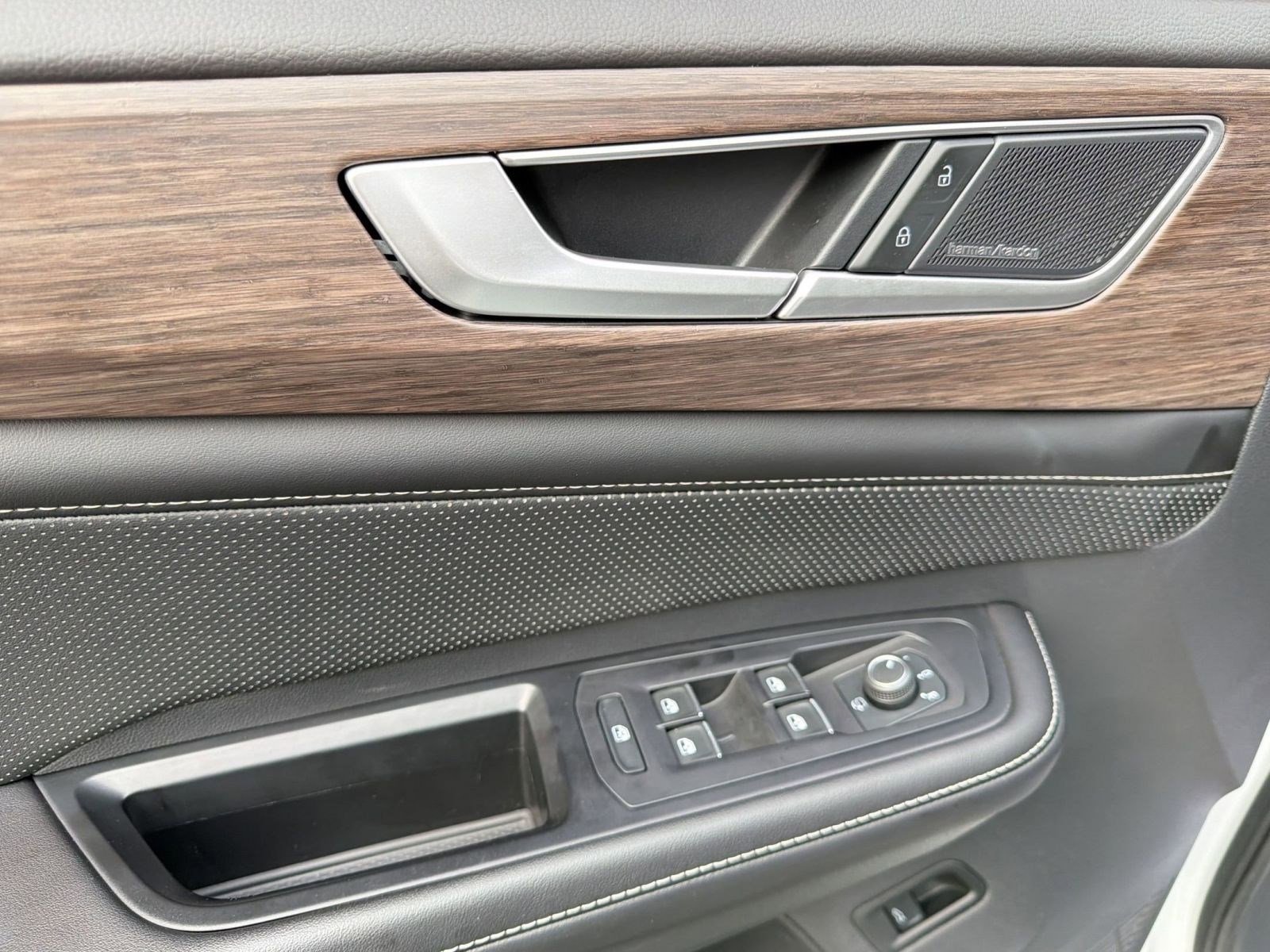 2024 Volkswagen Atlas SEL Premium R-Line