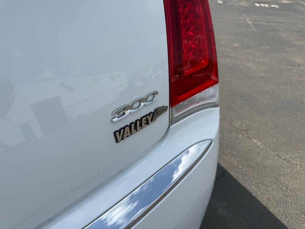 2020 Chrysler 300 Touring L