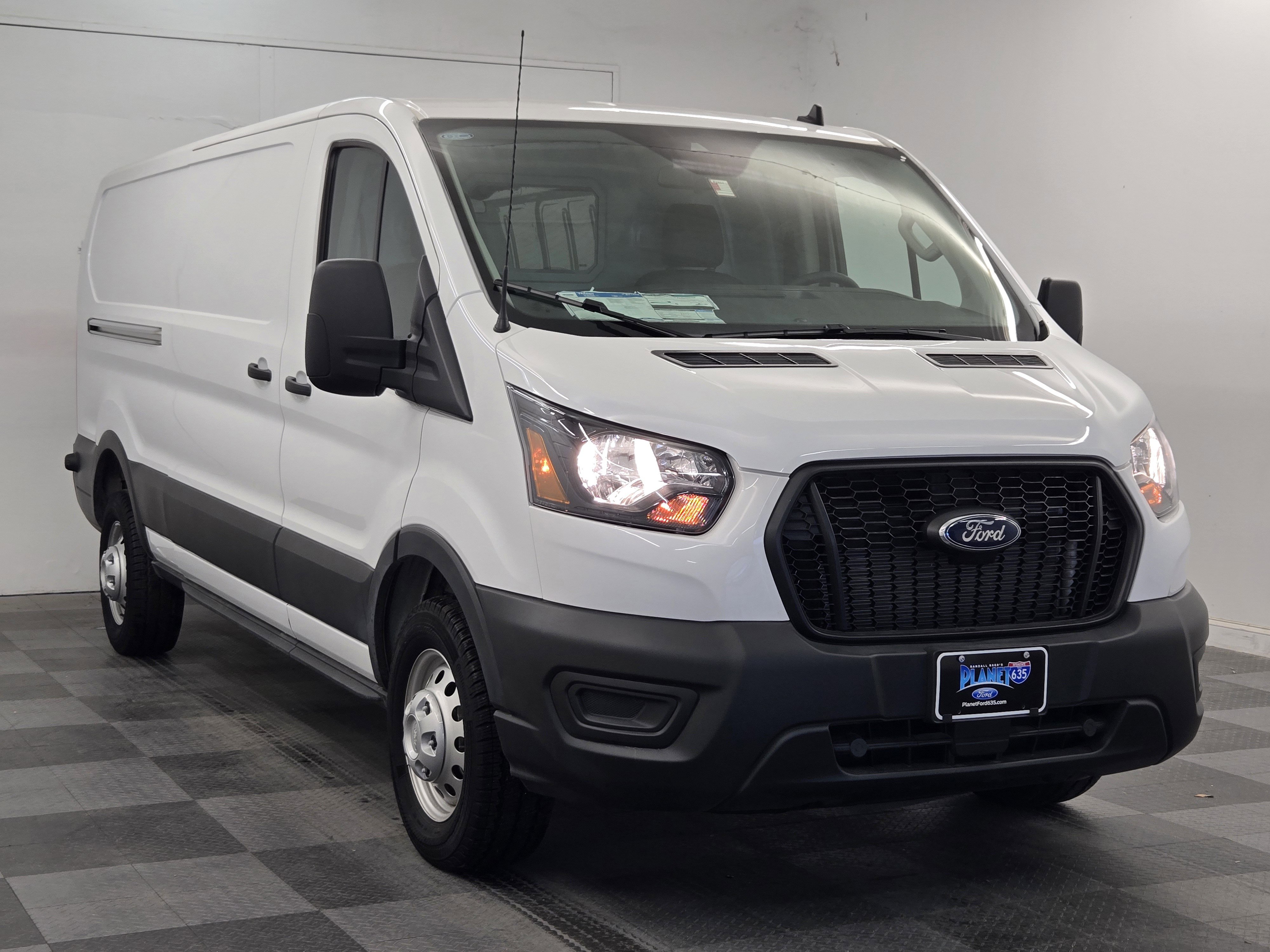 2024 Ford Transit 350 Low Roof