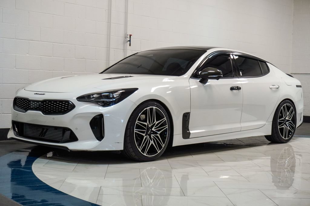 2023 Kia Stinger GT2