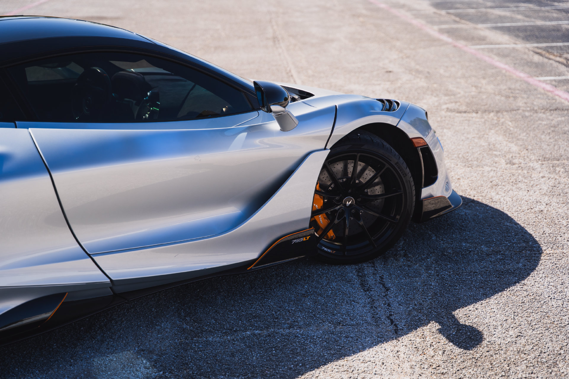 Used 2021 McLaren 765LT photo 38