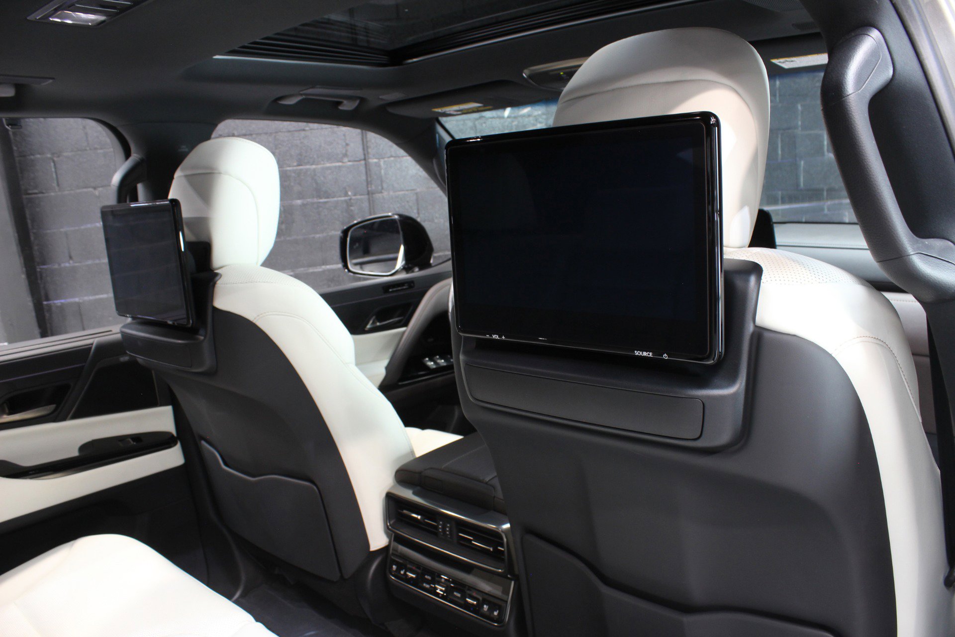 2023 Lexus LX 600 4WD