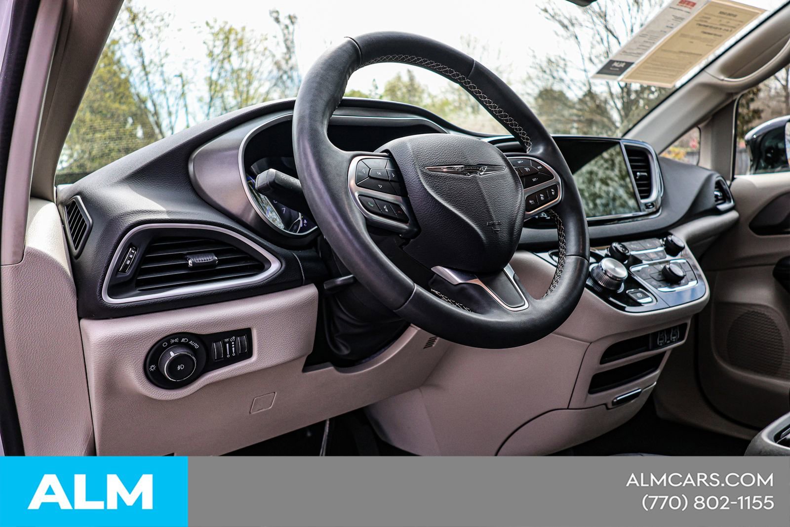 2024 Chrysler Pacifica Touring-L