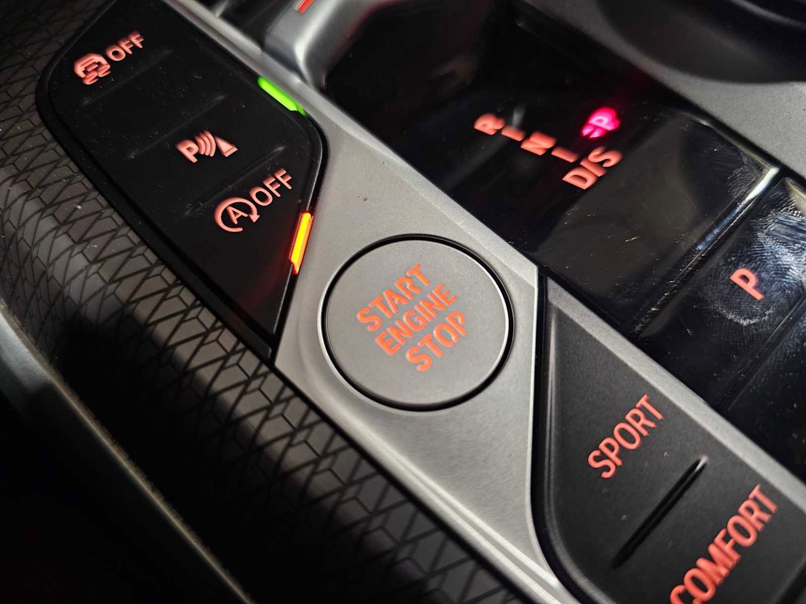 2025 BMW 330i xDrive Sedan