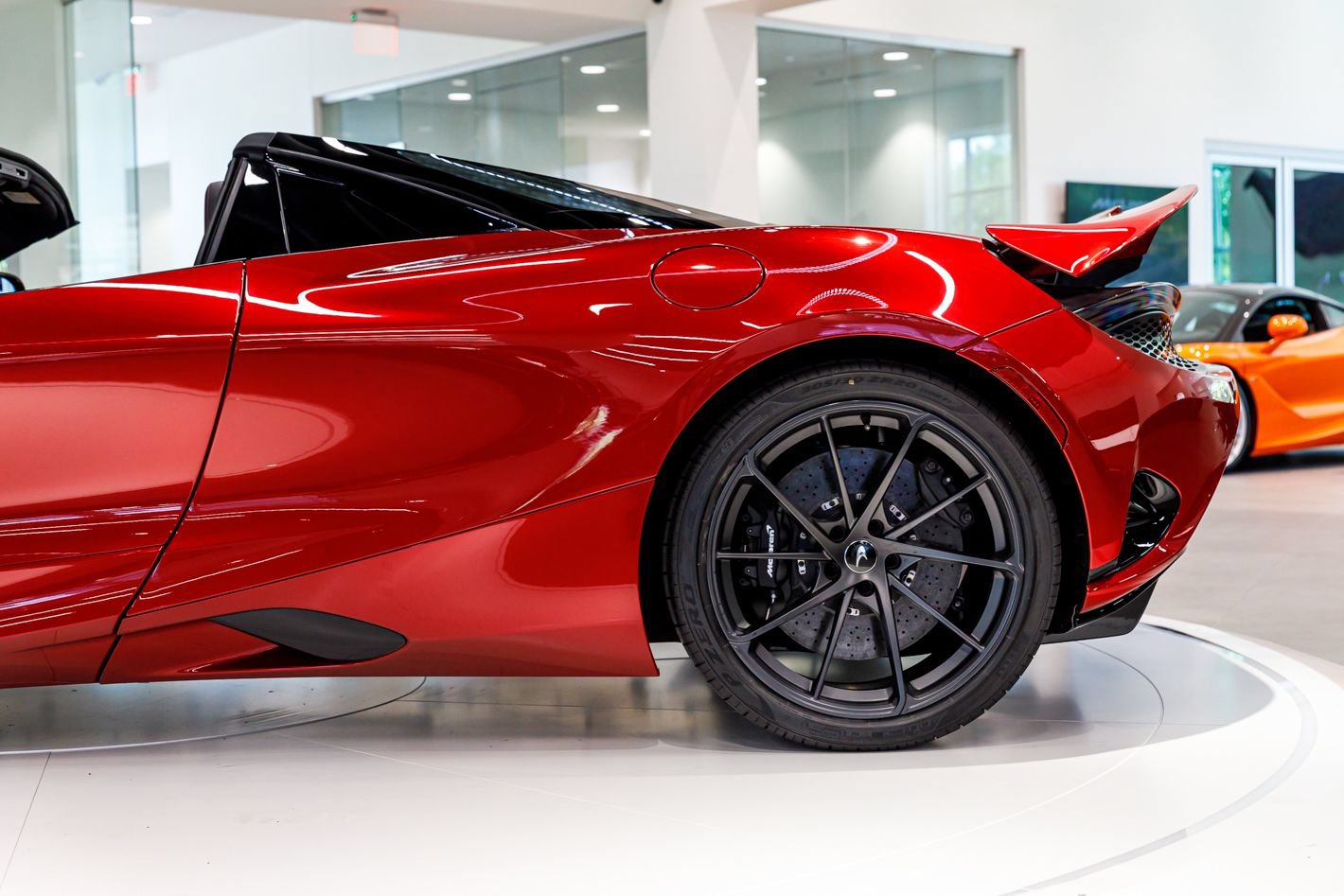 Used 2027 McLaren 750S Spider photo 8