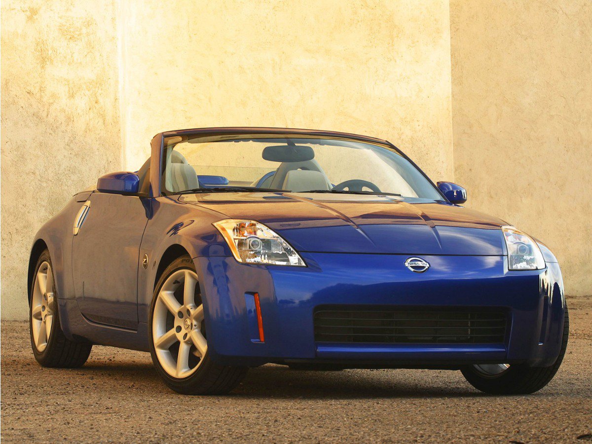 Used 2004 Nissan 350Z Enthusiast w/ Side Airbags Pkg