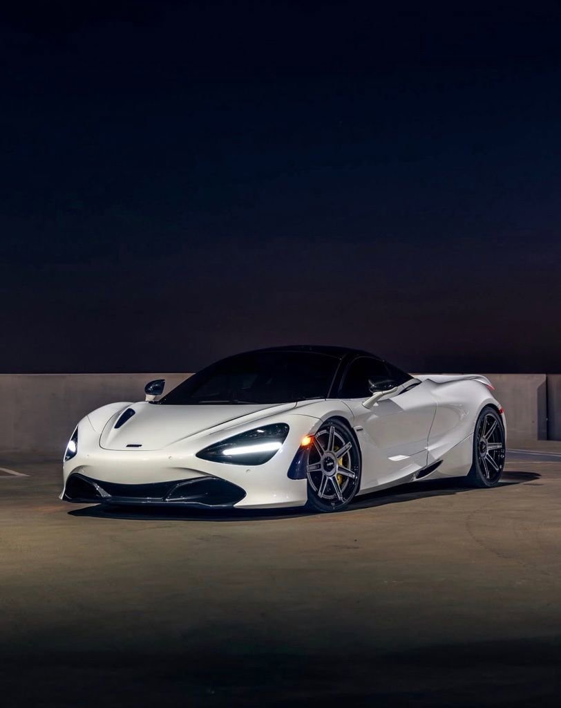 Used 2018 McLaren 720S Performance photo 6
