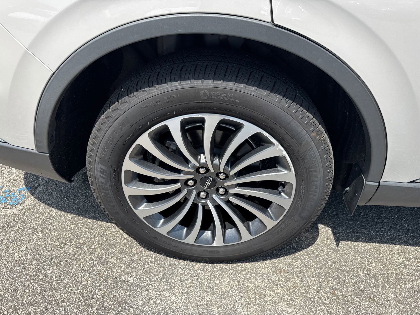 2022 Lincoln Aviator AWD