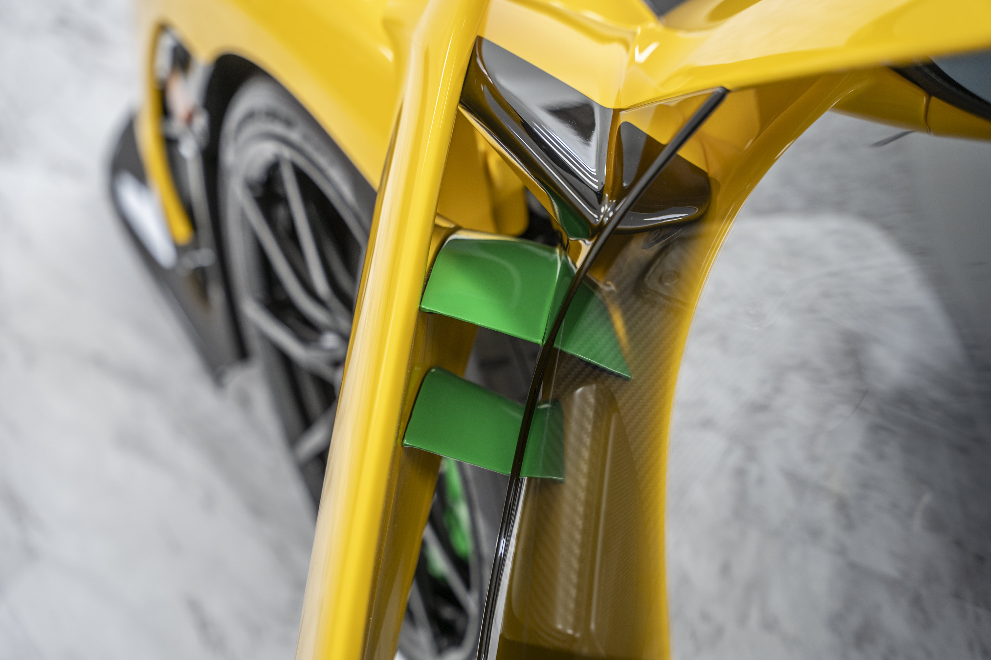 Used 2019 McLaren Senna photo 13