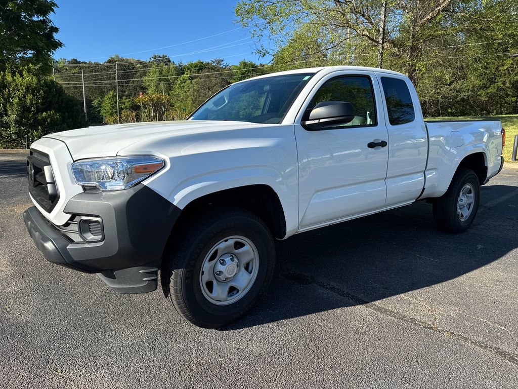 2022 Toyota Tacoma SR