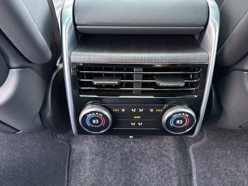 2025 Land Rover Range Rover Autobiography