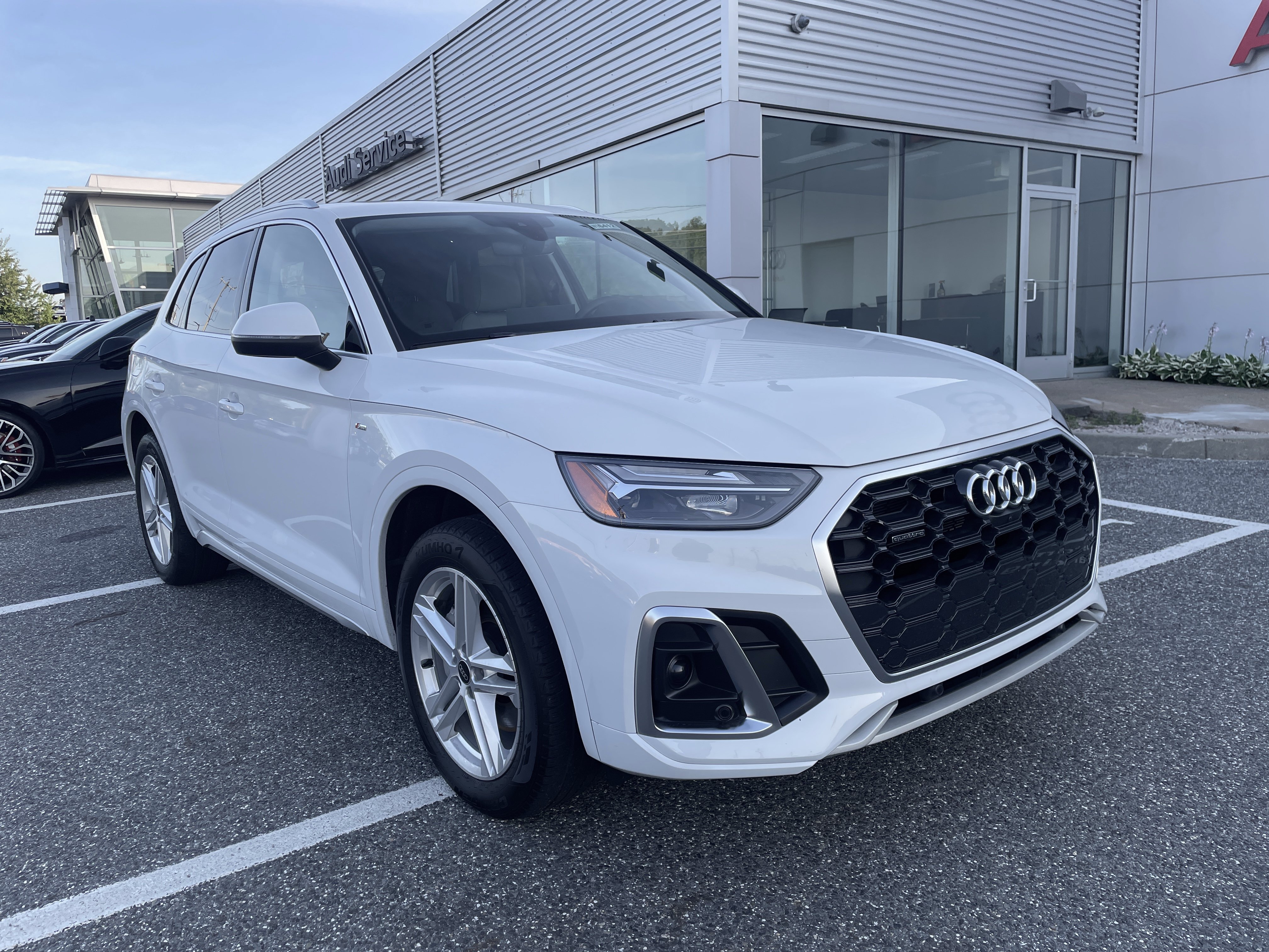 Certified 2024 Audi Q5 e Premium Plus w/ Premium Plus Package