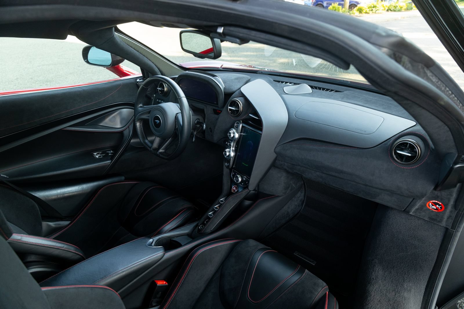 Used 2021 McLaren 720S Performance photo 13