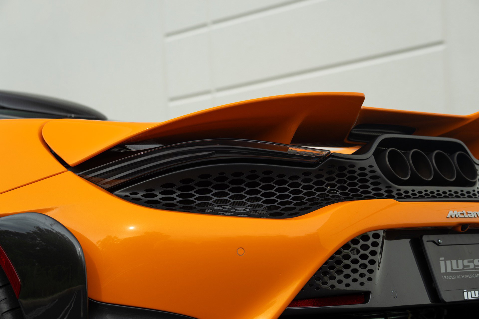 Used 2021 McLaren 765LT photo 33