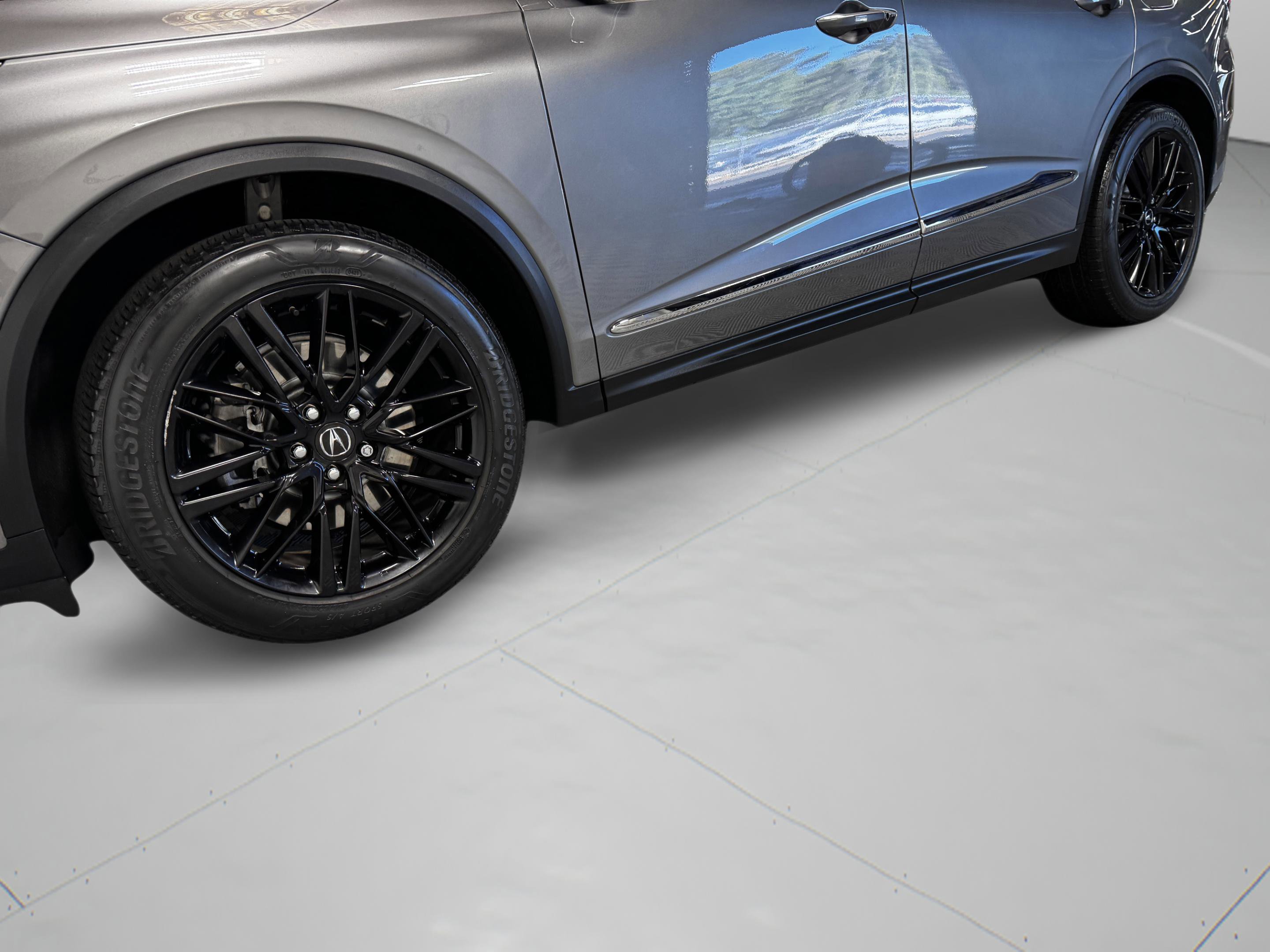 2023 Acura MDX FWD w/ Technology Package