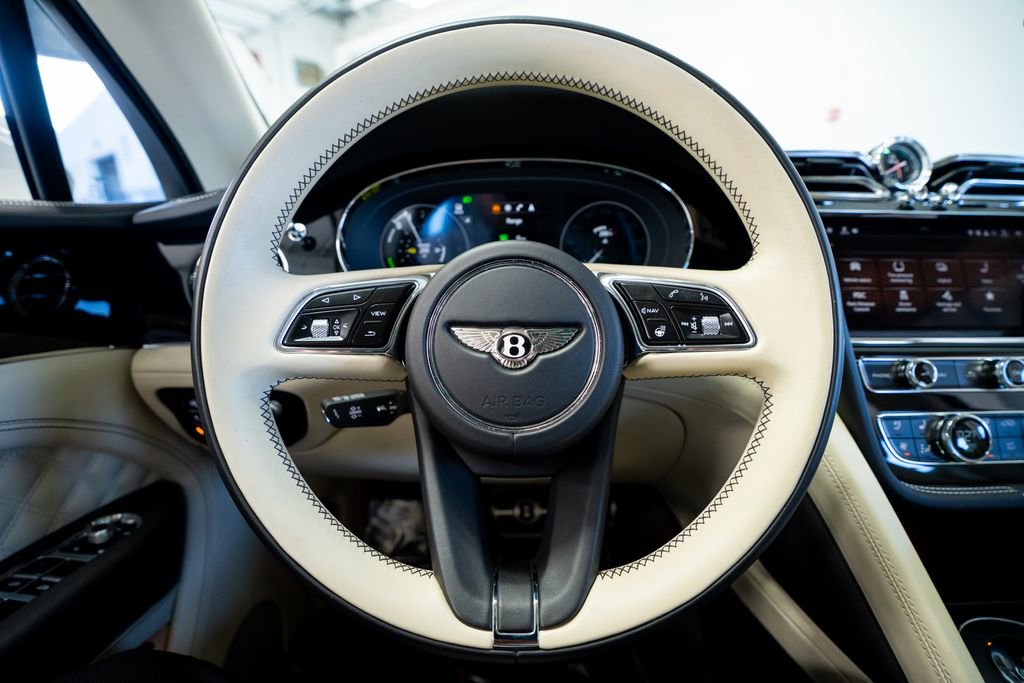 2021 Bentley Bentayga Plug-In Hybrid