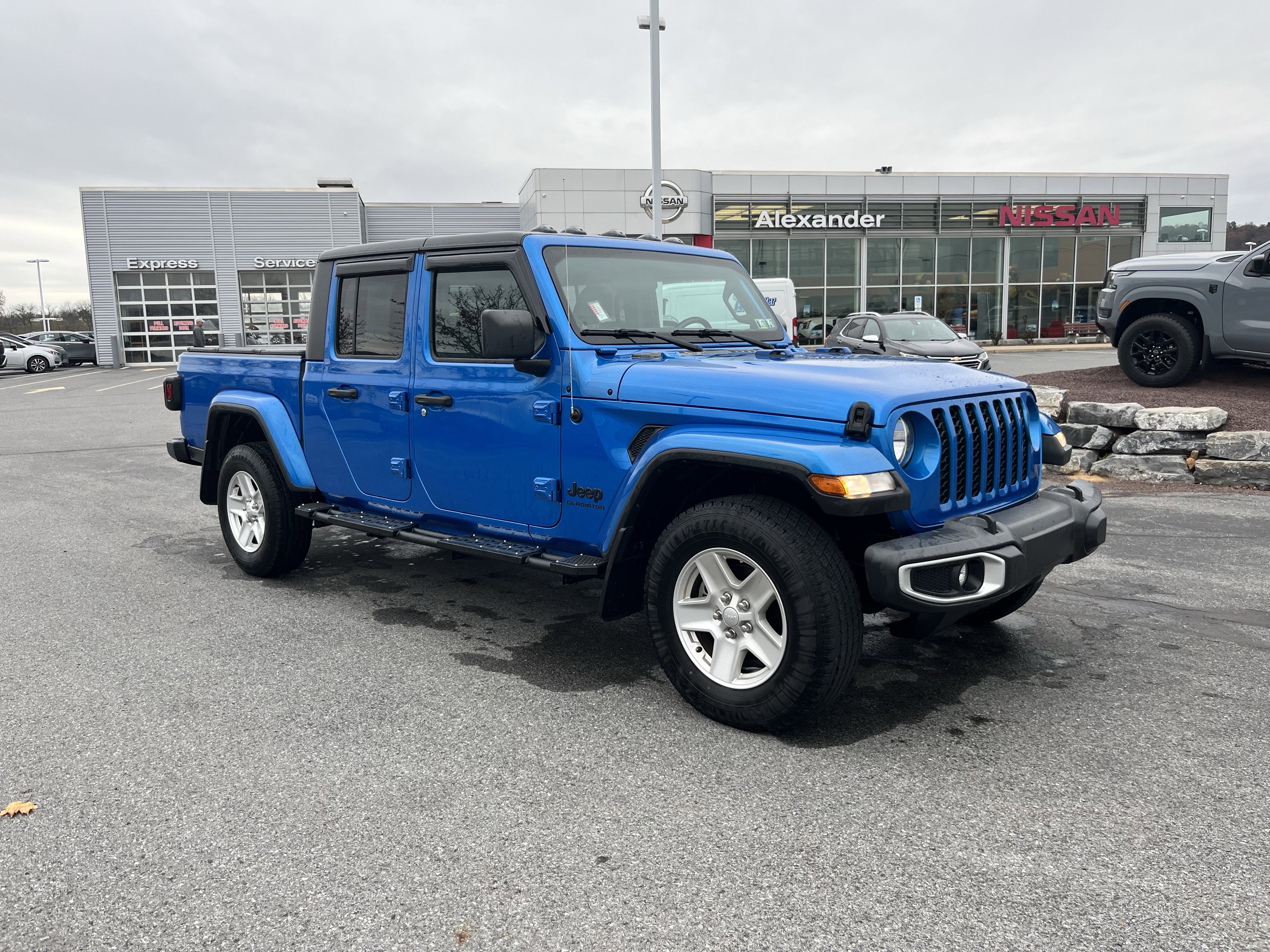 2021 Jeep Gladiator Sport