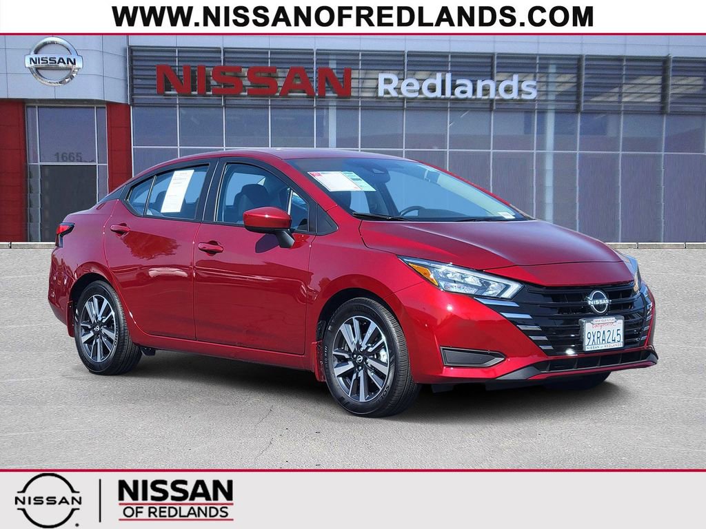 Used 2025 Nissan Versa SV w/ Trunk Package
