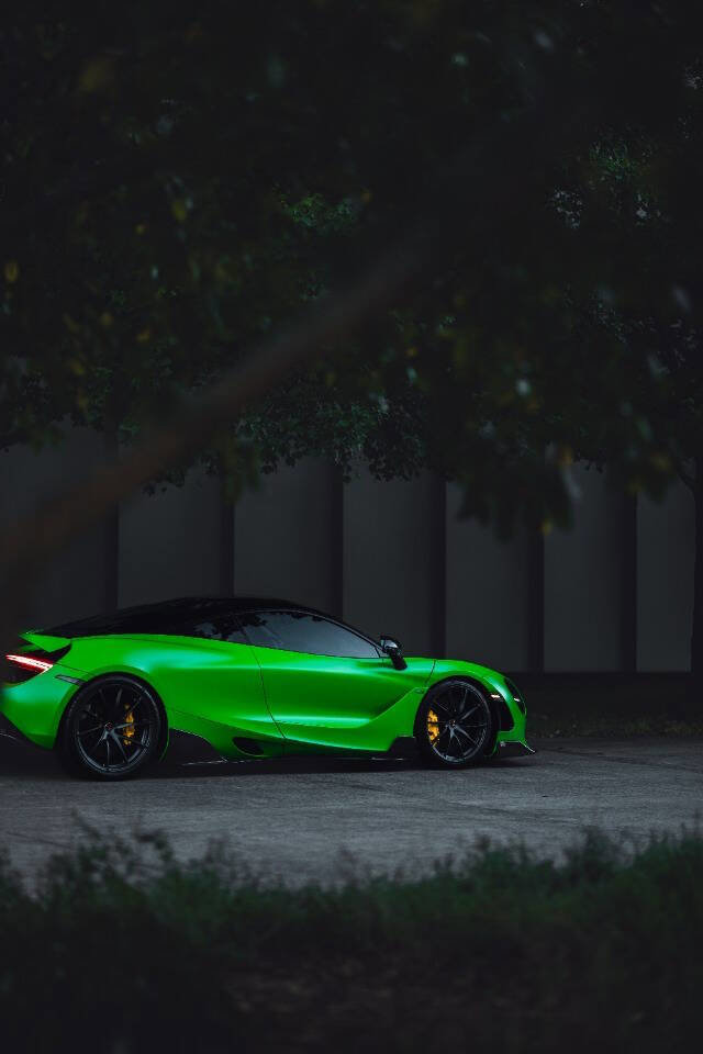 Used 2018 McLaren 720S Performance photo 20