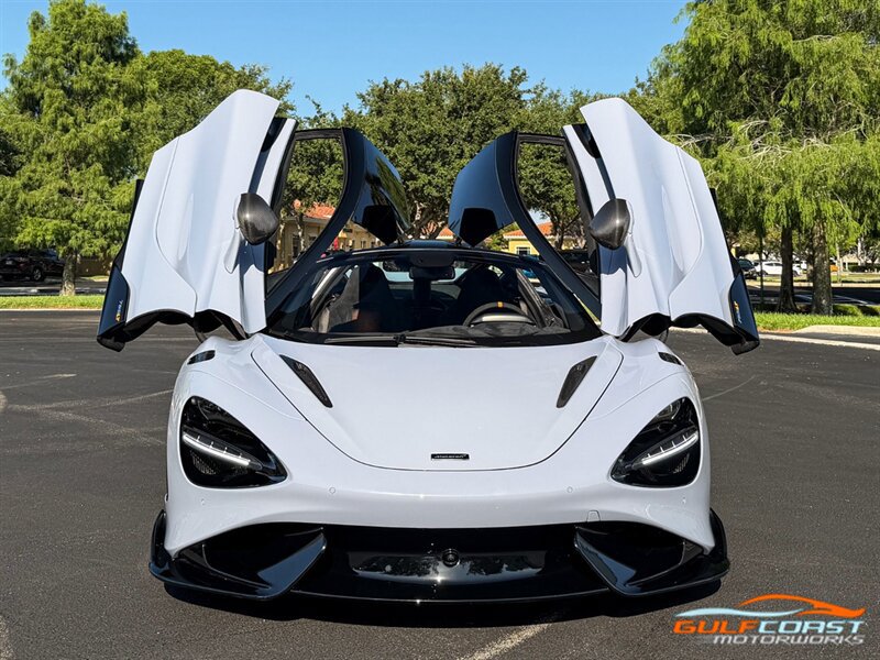 Used 2021 McLaren 765LT photo 8