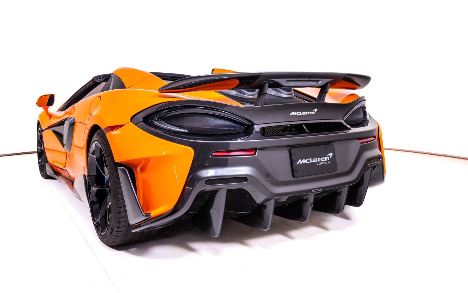 Used 2020 McLaren 600LT Spider photo 13
