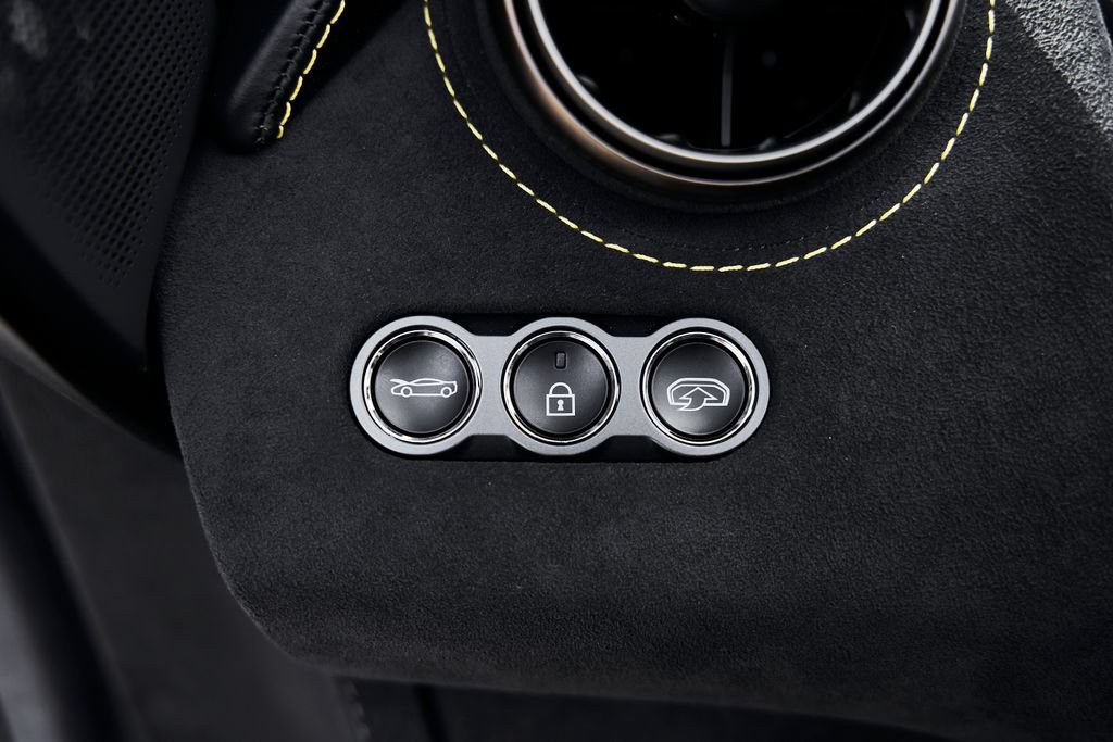 Used 2021 McLaren 720S Luxury photo 46