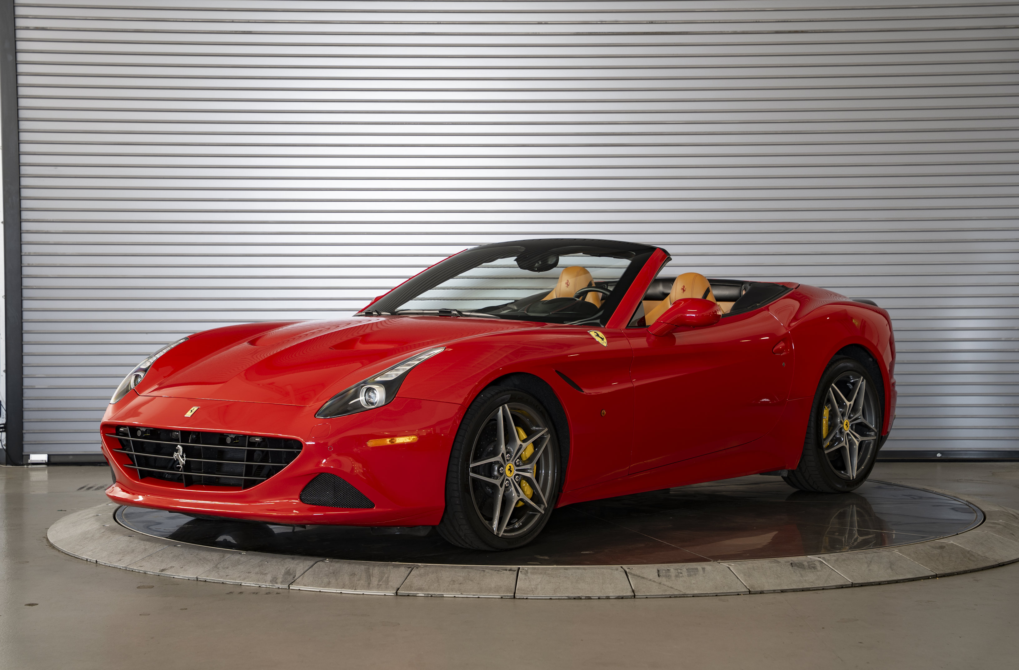 Used 2016 Ferrari California T