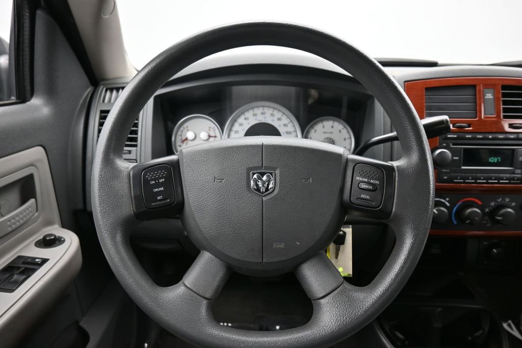 2005 Dodge Dakota SLT