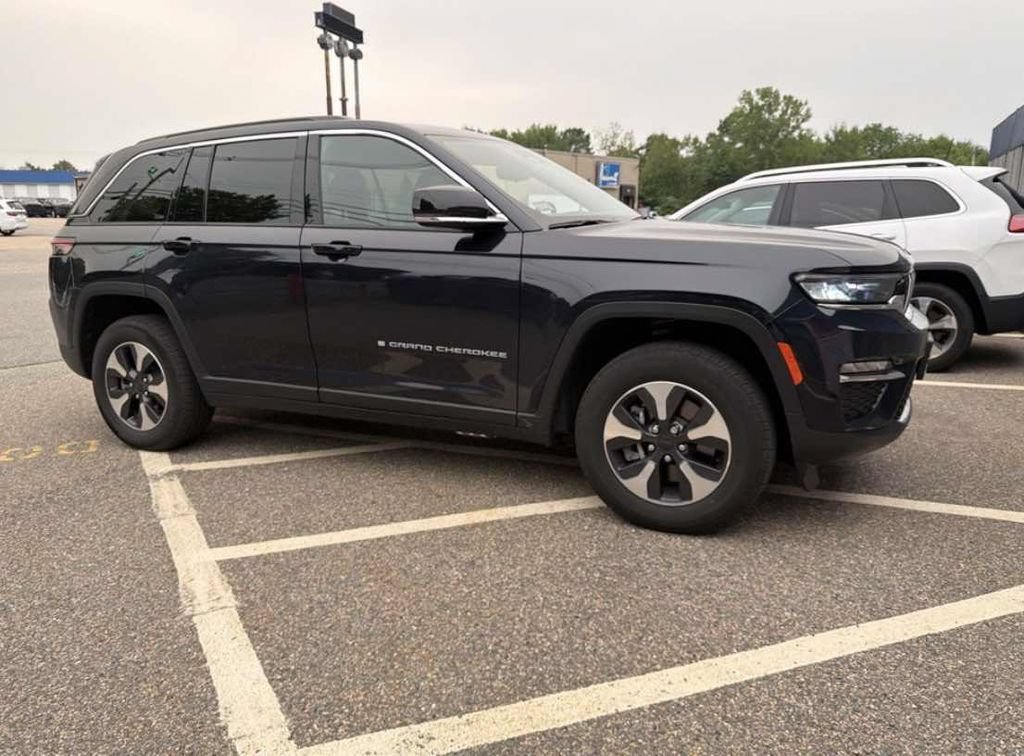 Used 2024 Jeep Grand Cherokee Limited 4xe