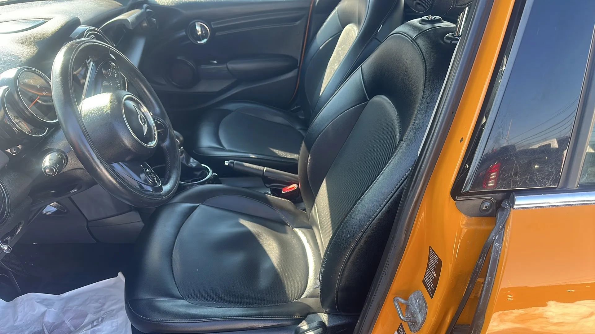 2015 MINI Cooper 4-Door Hardtop