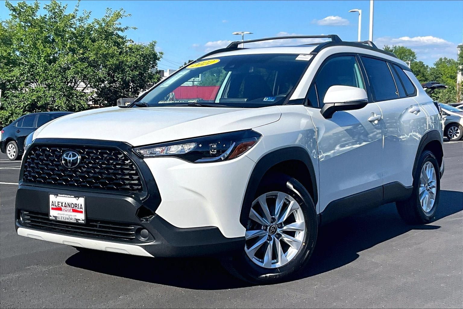 Used 2022 Toyota Corolla Cross LE w/ Moonroof Package