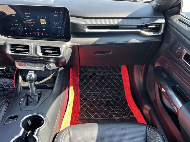 2024 Ford Mustang Premium