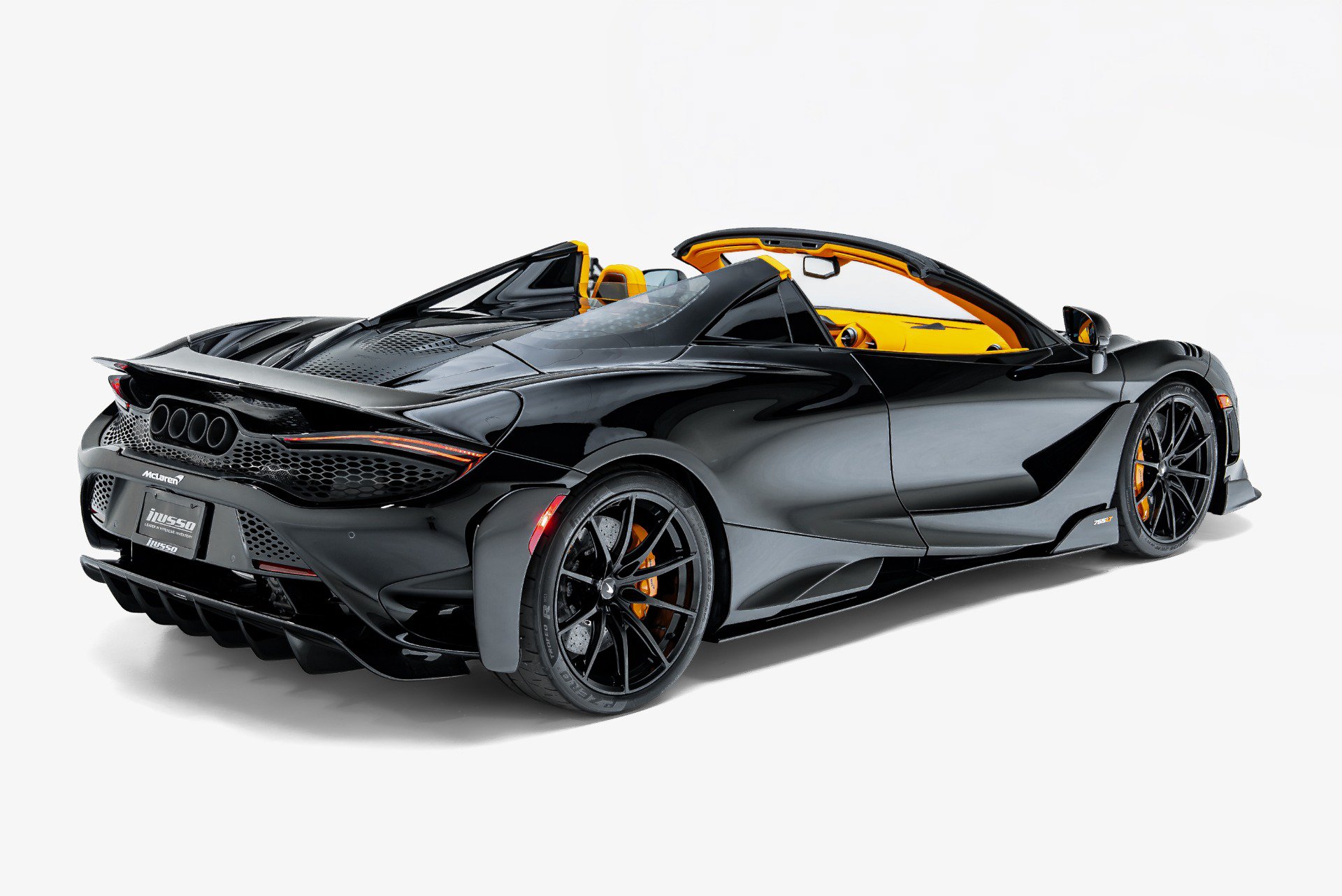 Used 2022 McLaren 765LT photo 13