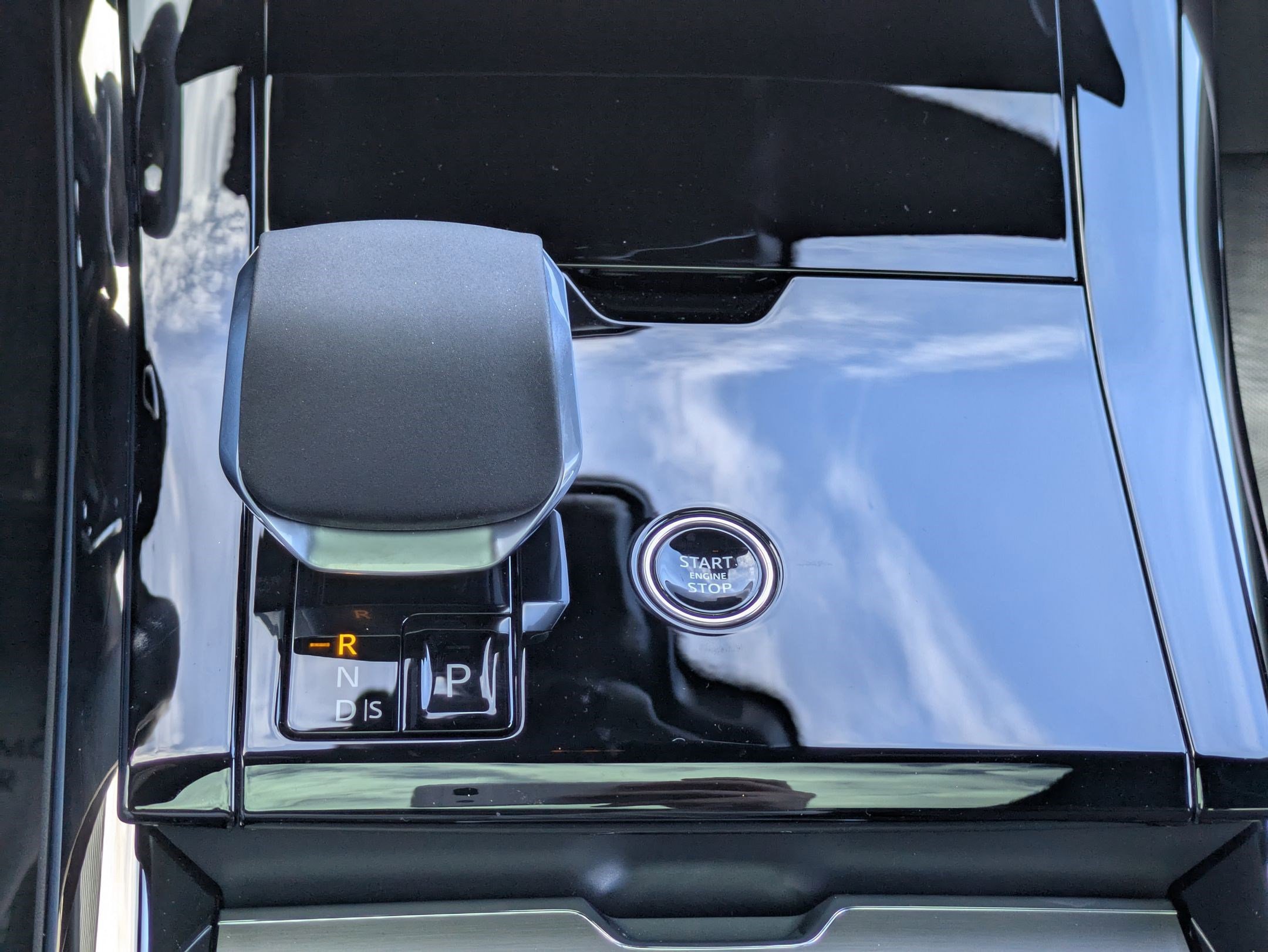 2026 Land Rover Range Rover Sport Dynamic SE