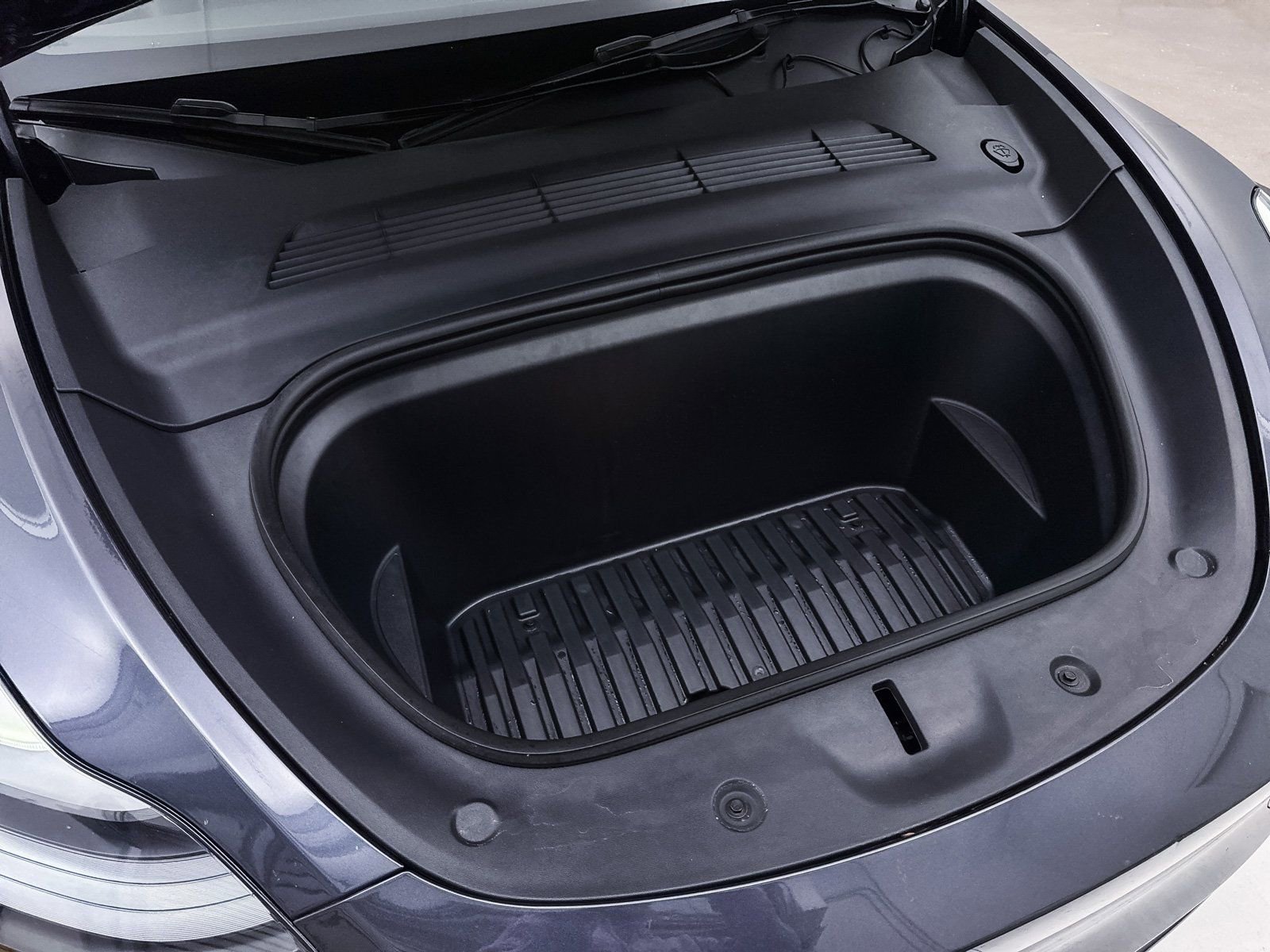 2024 Tesla Model Y Performance