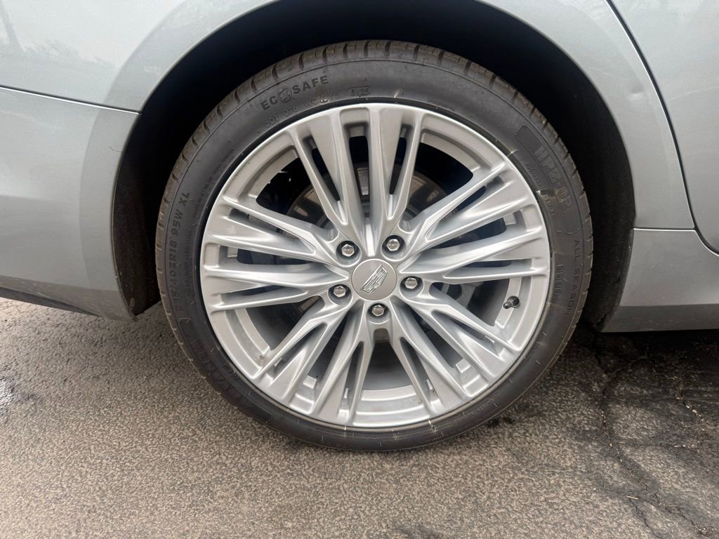 2023 Cadillac CT4 Premium Luxury