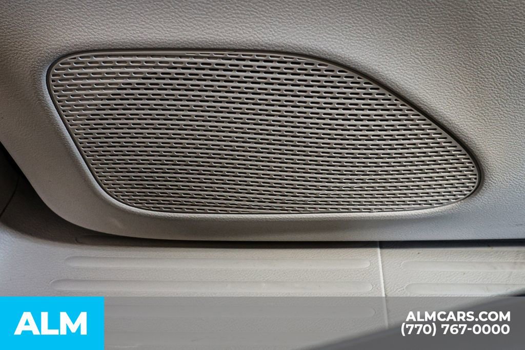 2024 Chrysler Pacifica Touring-L