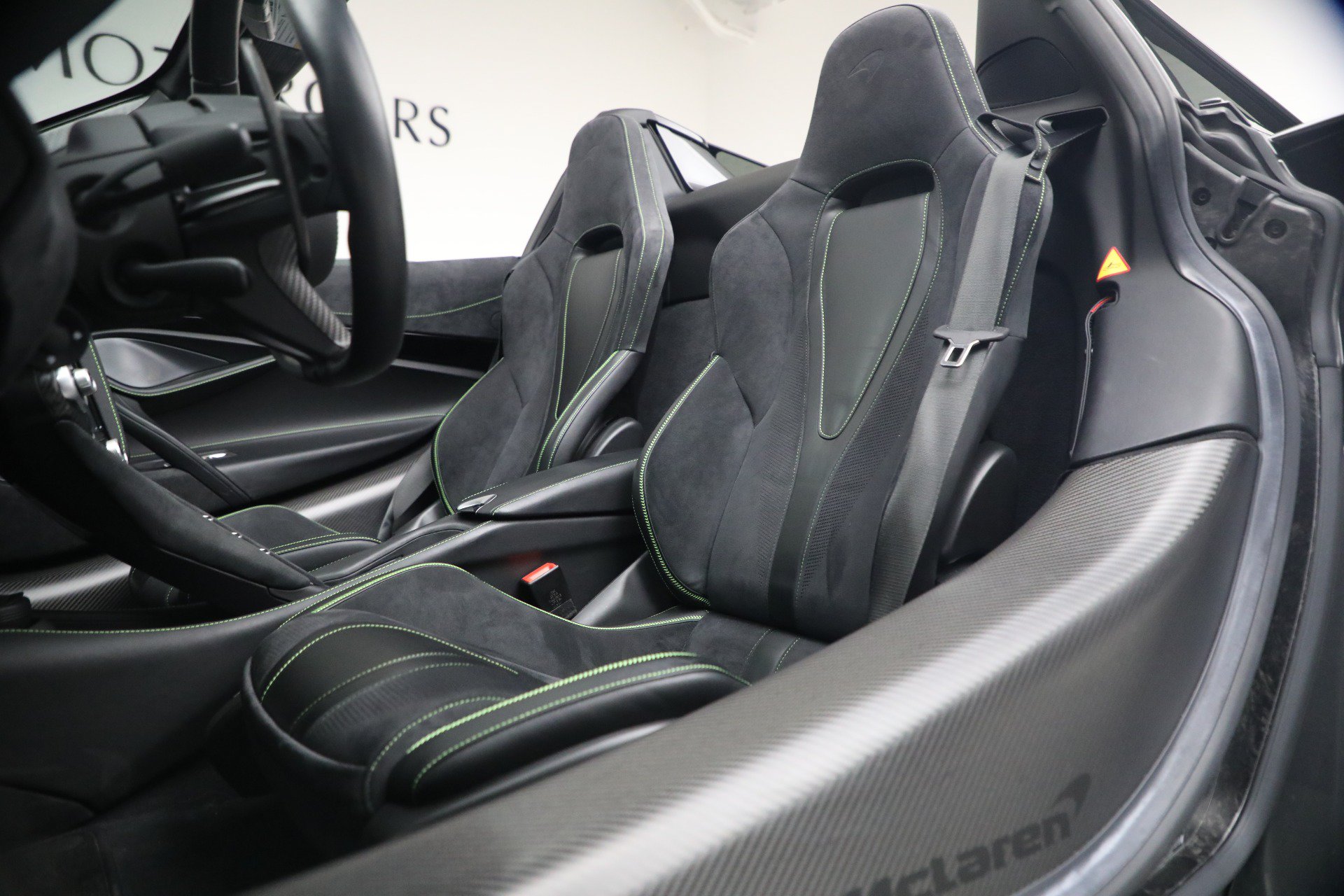Used 2020 McLaren 720S Performance photo 27