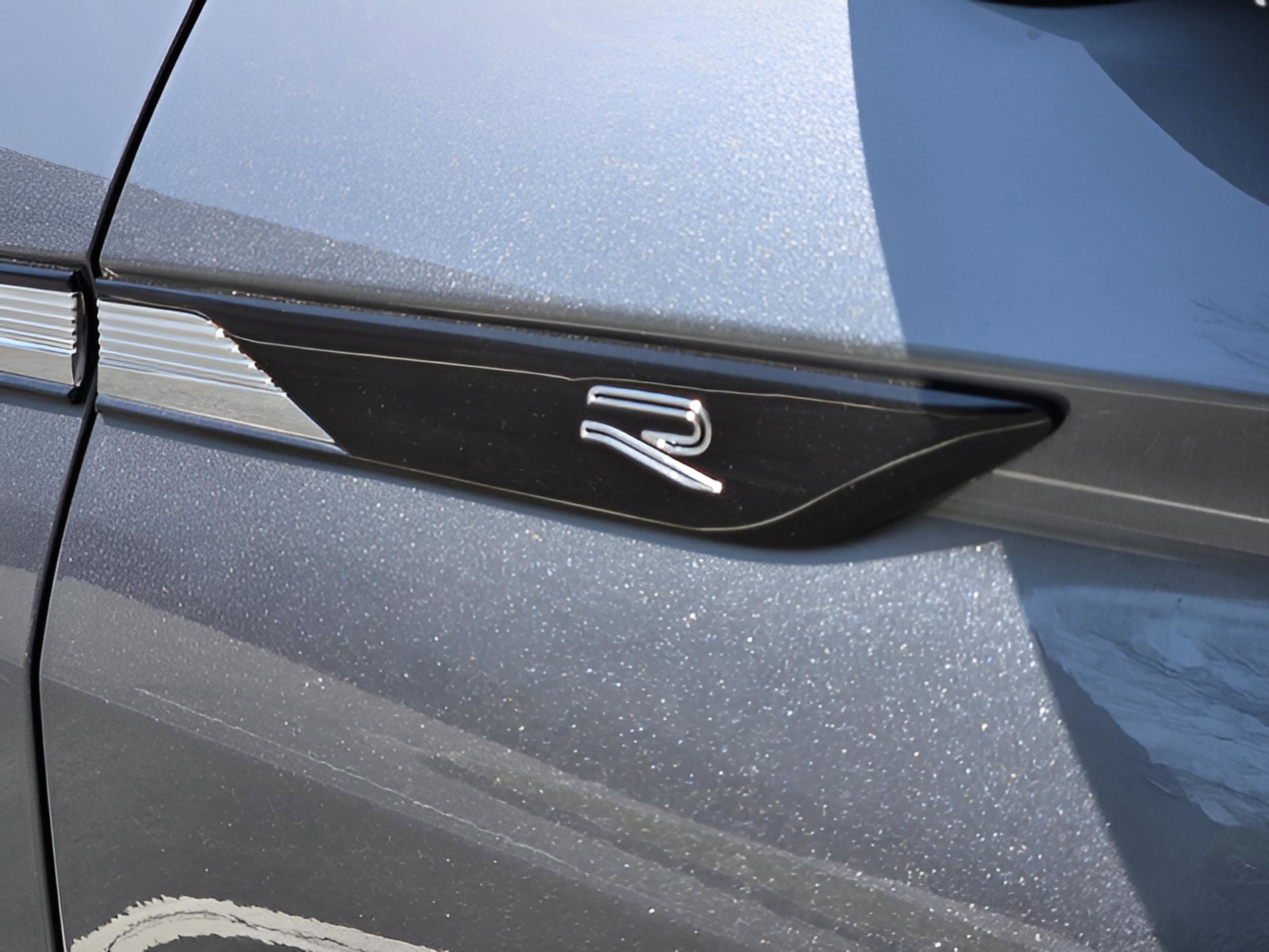 2022 Volkswagen Tiguan SE R-Line