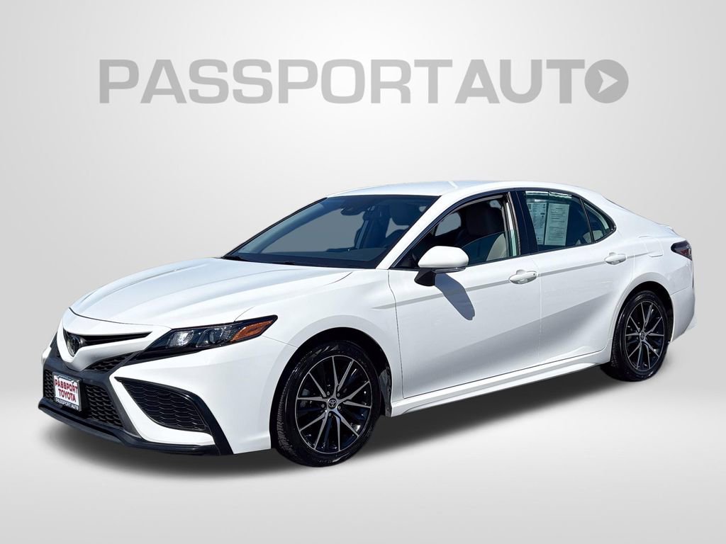 Used 2022 Toyota Camry SE
