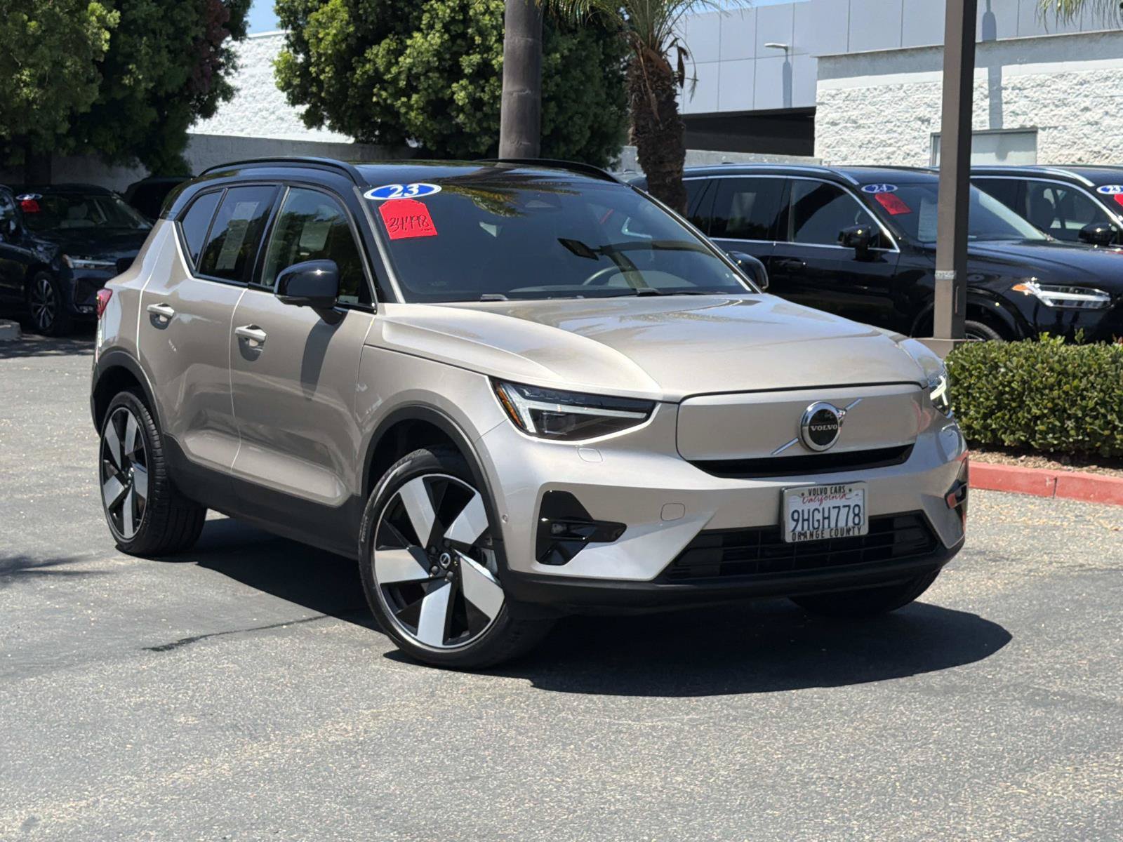 Certified 2023 Volvo XC40 Recharge Ultimate w/ Protection Package Premier