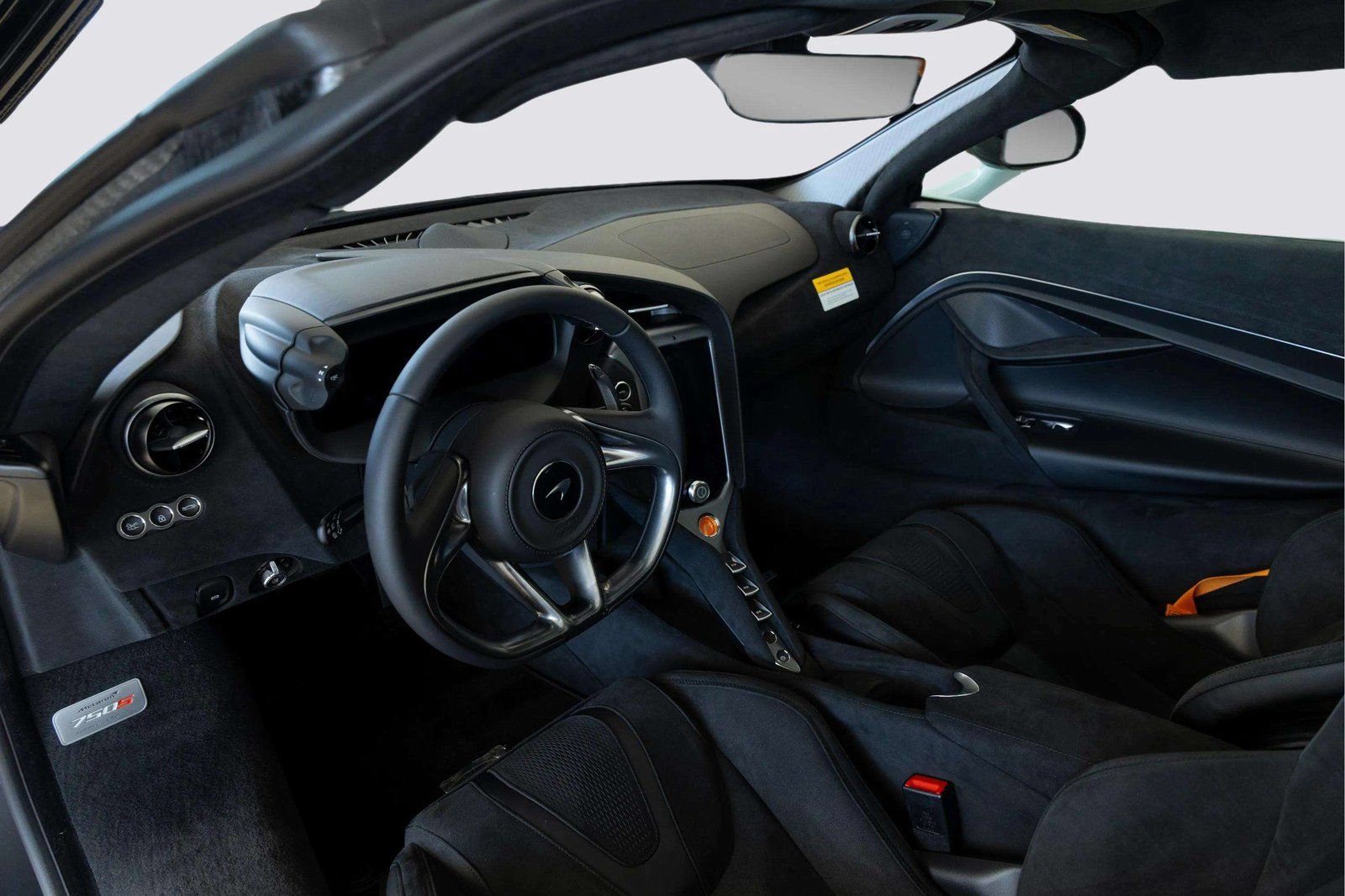 New 2026 McLaren 750S photo 27