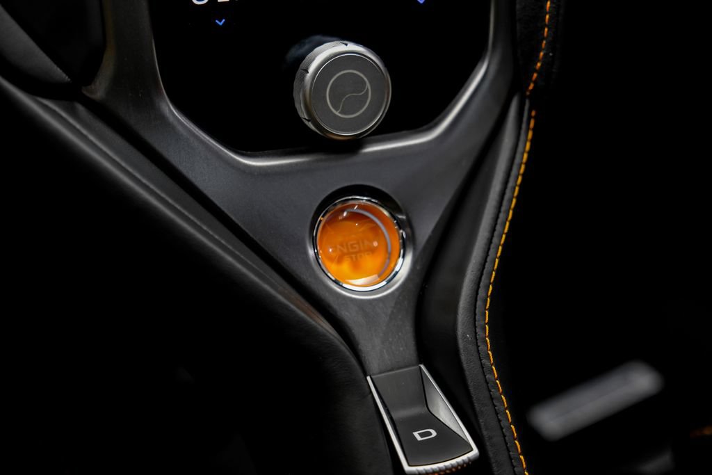 Used 2026 McLaren 750S Spider photo 21